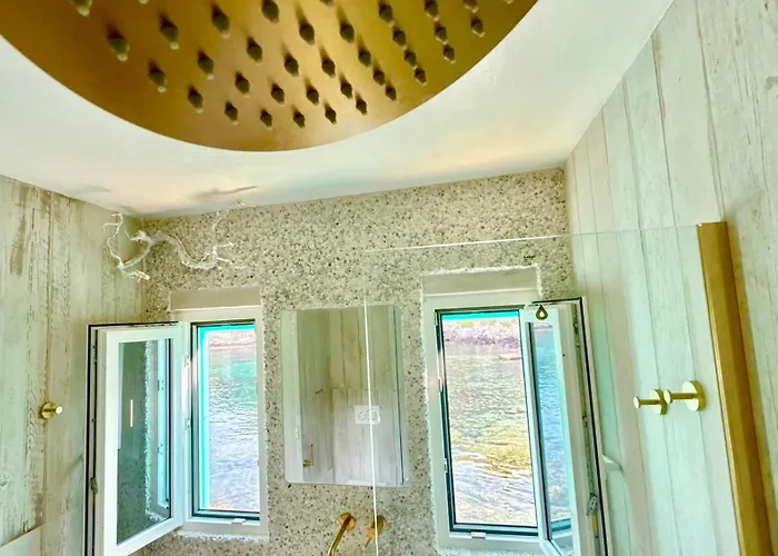 Milos Boathouse-between2seas Boutique