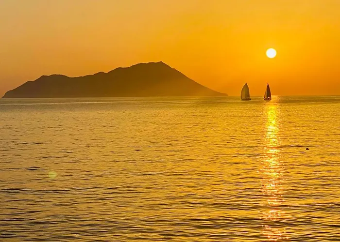 Milos Boathouse-between2seas Boutique Вилла Plaka (Milos)