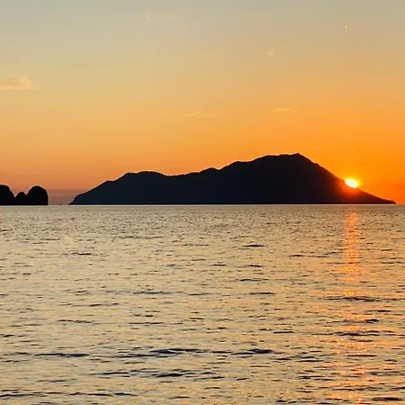 Milos Boathouse-between2seas View-stunning Sunset View Plaka (Milos)