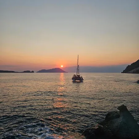 Milos Boathouse-between2seas View-stunning Sunset View Villa *