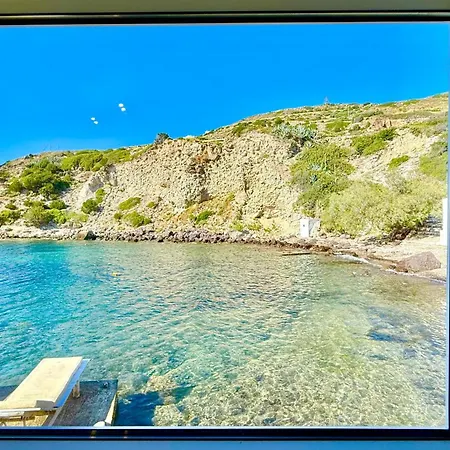 Milos Boathouse-between2seas Boutique Vila Plaka (Milos)