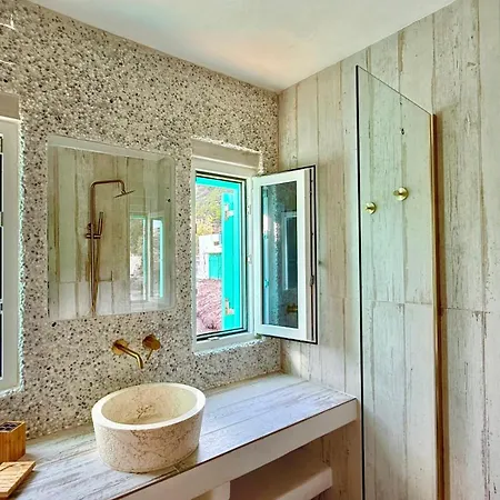 Vila Milos Boathouse-between2seas Boutique Plaka (Milos)