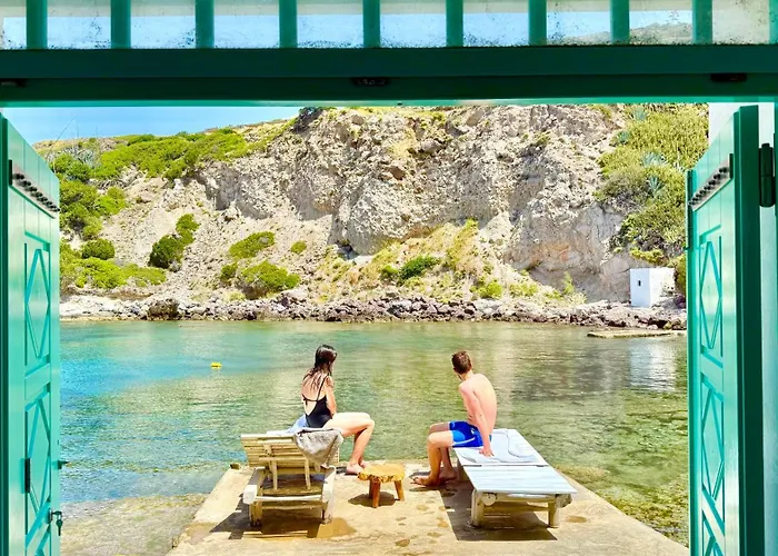 Milos Boathouse-between2seas Boutique * Plaka (Milos)