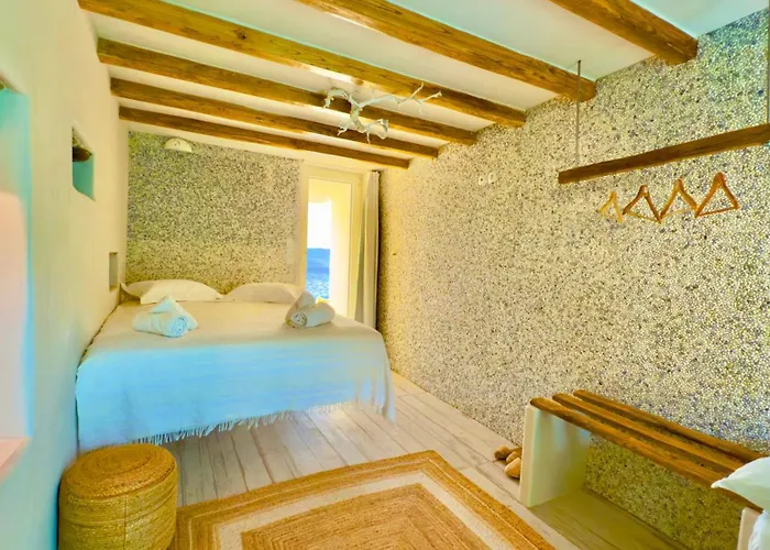 Milos Boathouse-between2seas Boutique Villa *