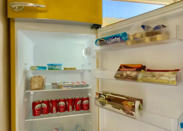 Milos Boathouse-between2seas Boutique *