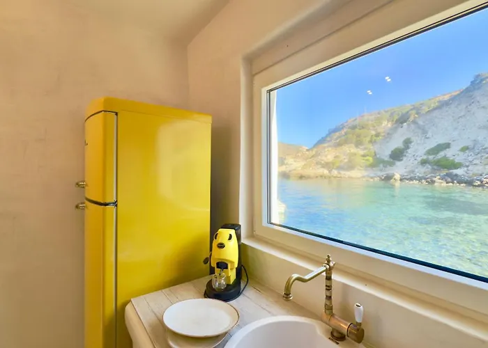 Milos Boathouse-between2seas Boutique Villa *
