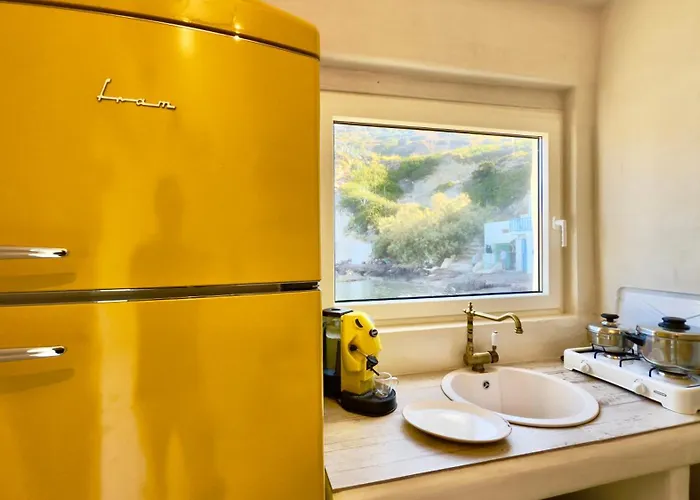 Villa Milos Boathouse-between2seas Boutique